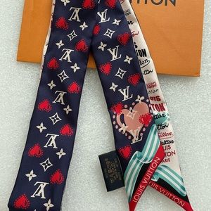 Louis Vuitton I LV U BB Bandeau Scarf